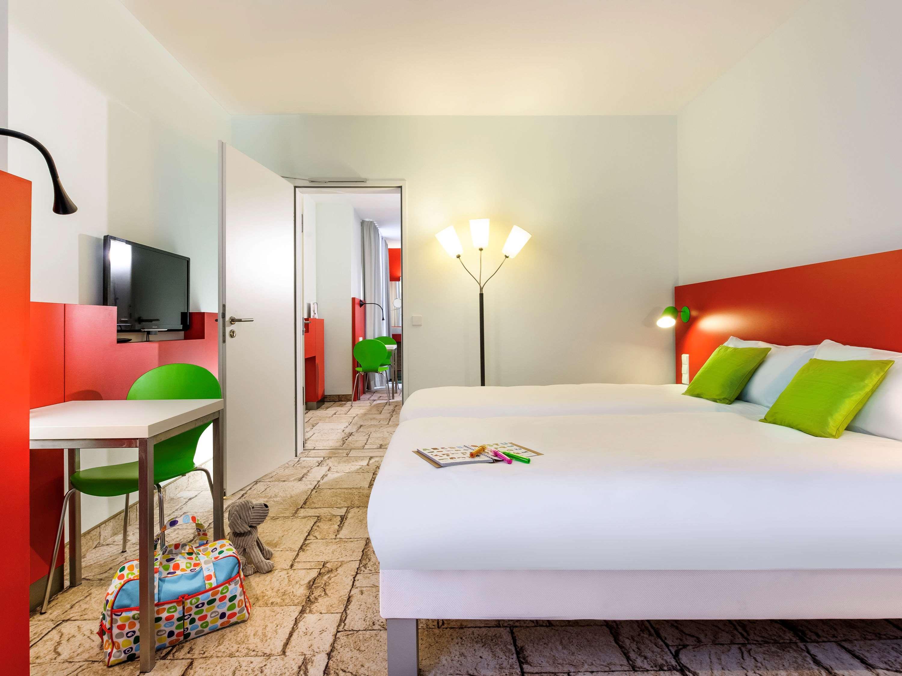 Ibis Styles Karlsruhe Ettlingen Hotel Bagian luar foto