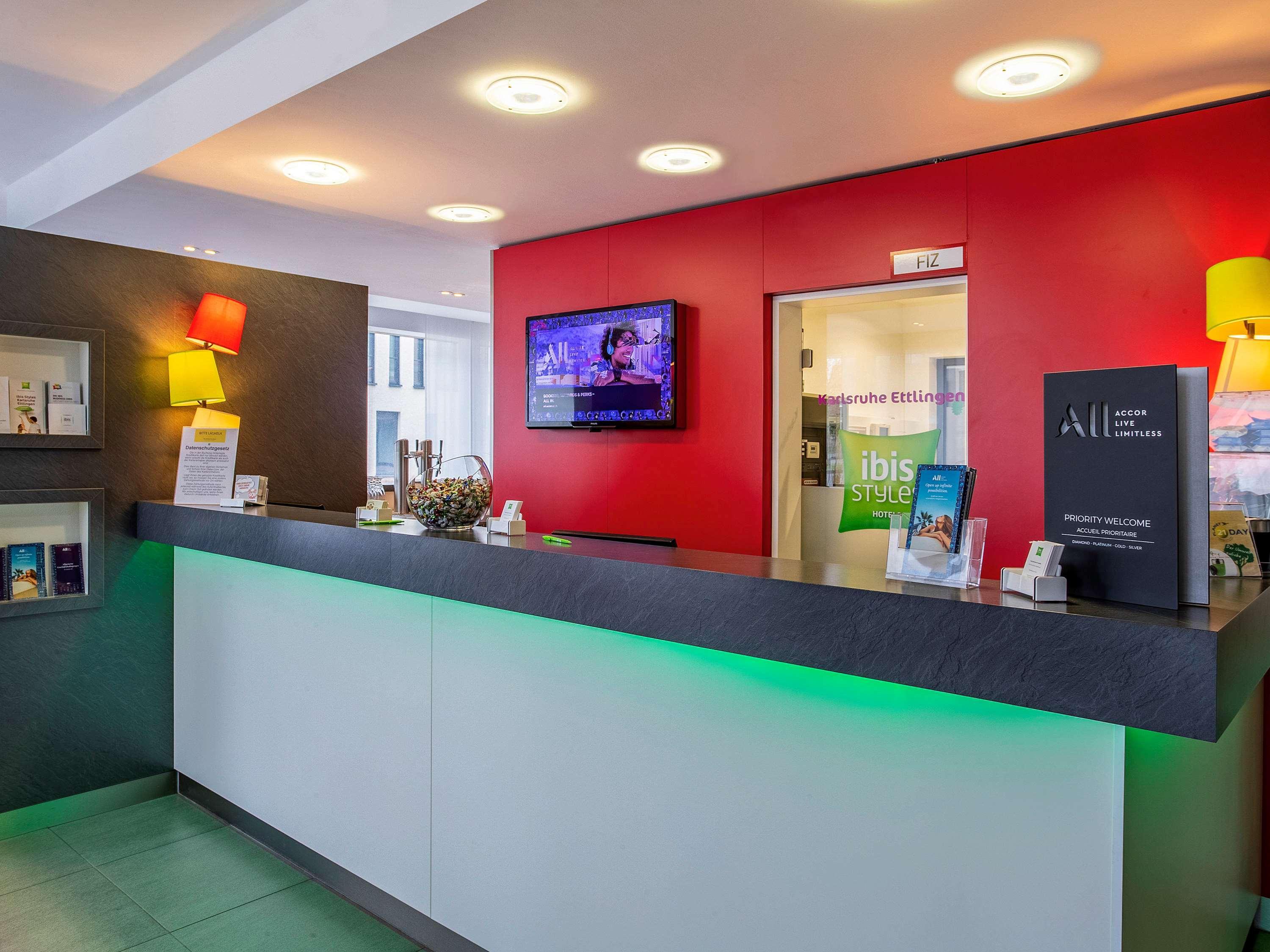 Ibis Styles Karlsruhe Ettlingen Hotel Bagian luar foto